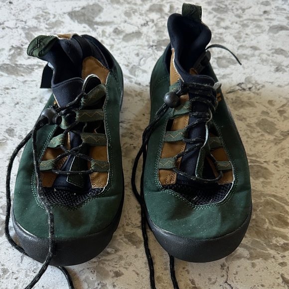 ARS Racing Adventure Series Hi-Tec Piranha Shoes Sneakers U.S Size 12 - Picture 1 of 7
